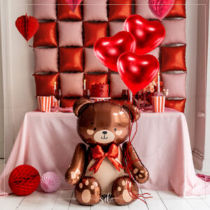 Balon foliowy Miś z serduszkami Z HELEM